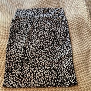 LuLaRoe skirt L